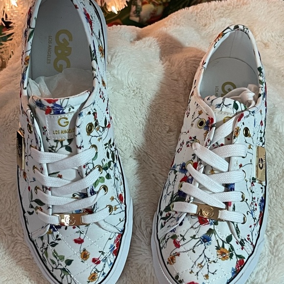 Beautiful Womens GBG Los Angeles Shoes - Picture 8 of 15